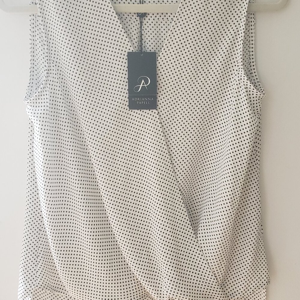New Adrianna Papell sleeveless wrap blouse medium